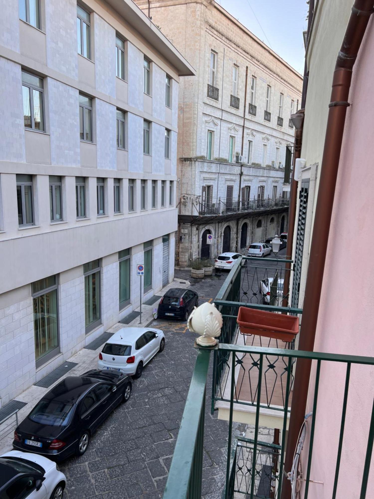 Dimora Le Scalette Apartment Бари Экстерьер фото